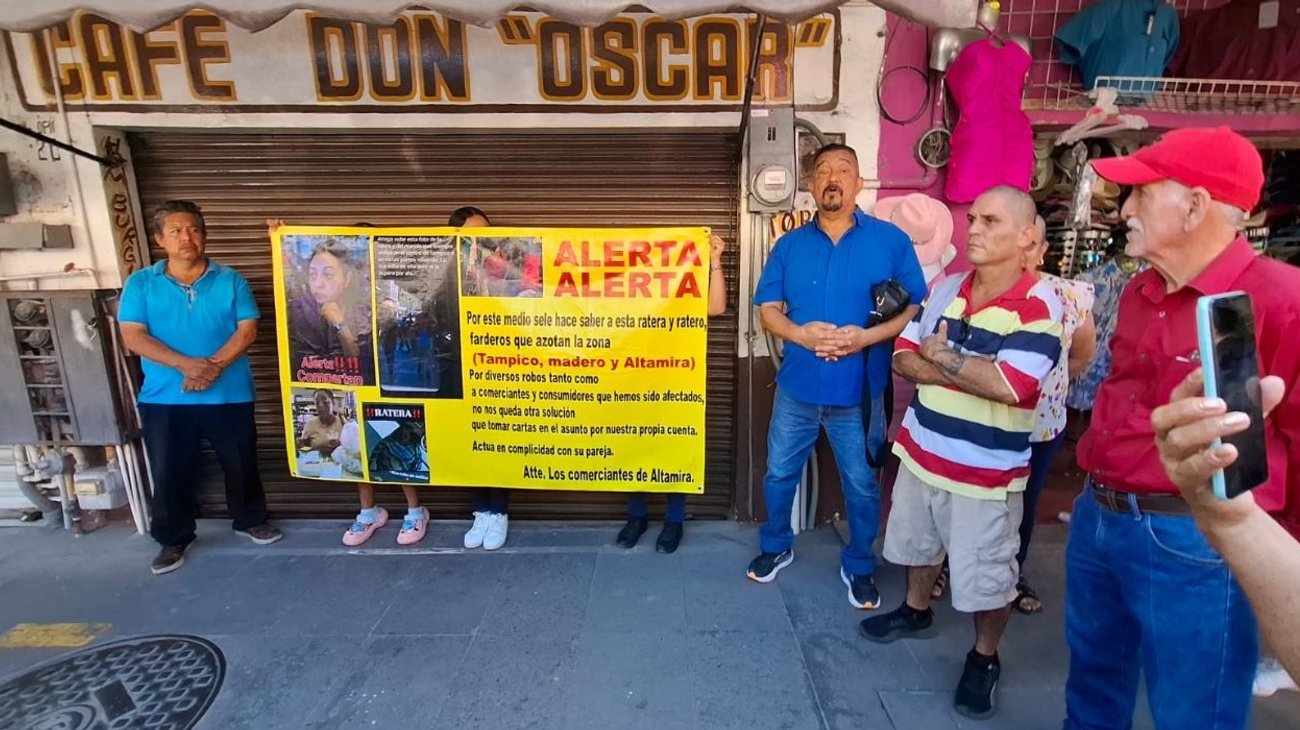 Comerciantes exhiben a presunta fardera en Altamira