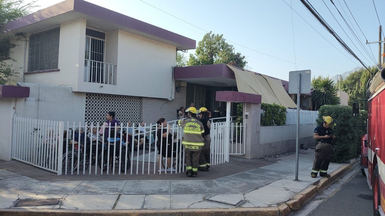 Desalojan casa de reposo por conato de incendio en Monterrey