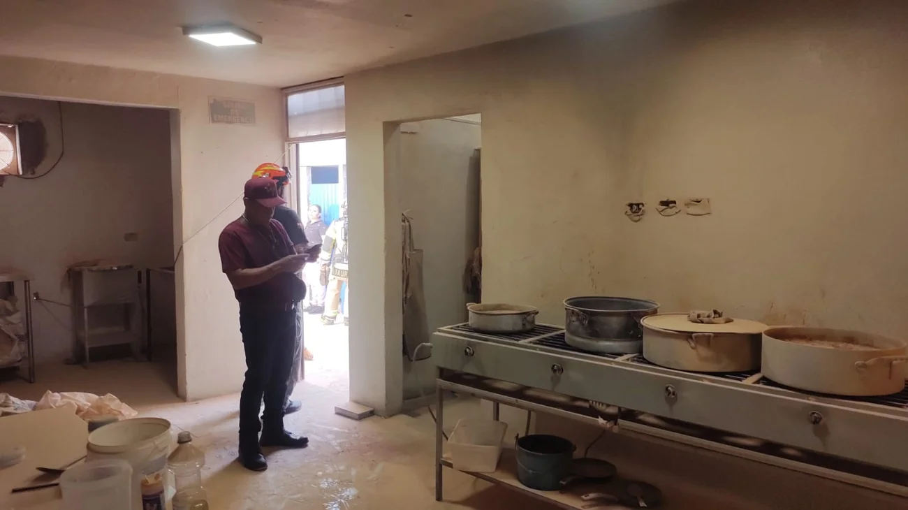 Se registra conato de incendio en restaurante