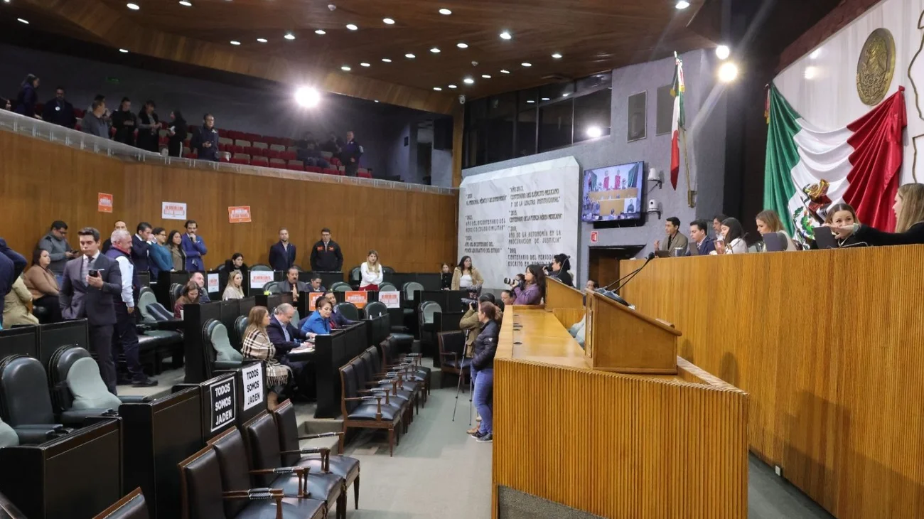 Se reúnen Carlos Garza y coordinadores de PRI, PAN y Morena