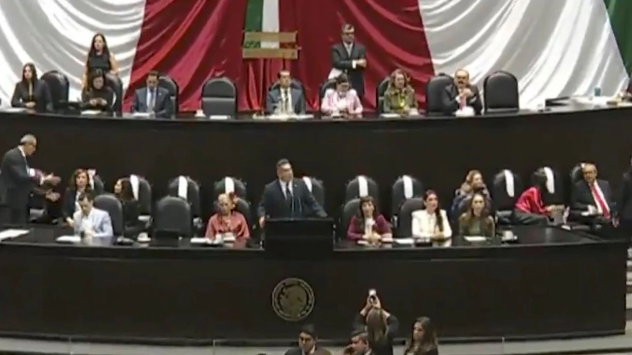 Inicia sesión de Congreso con posicionamiento de partidos