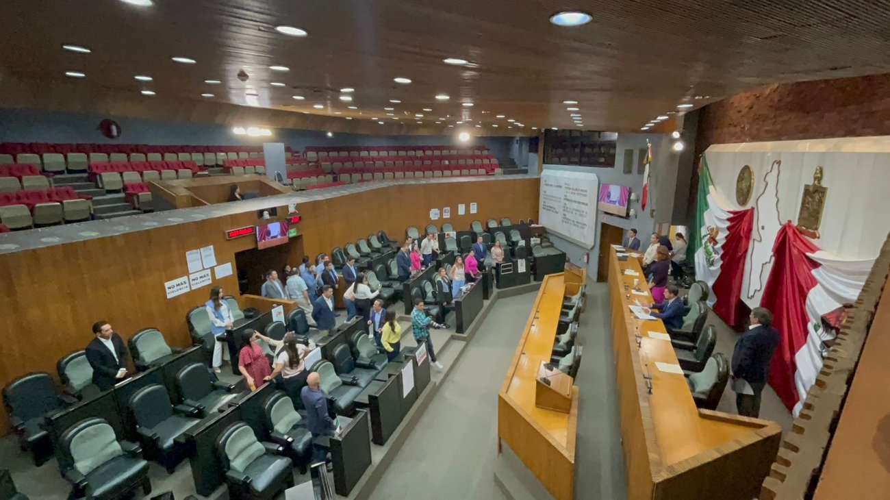 Inician onceavo periodo extraordinario en el Congreso