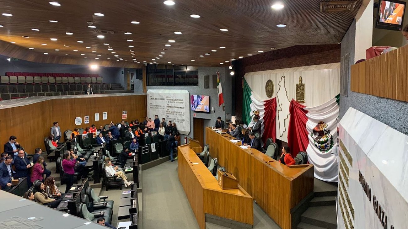 Acepta Congreso regreso de Samuel como gobernador 