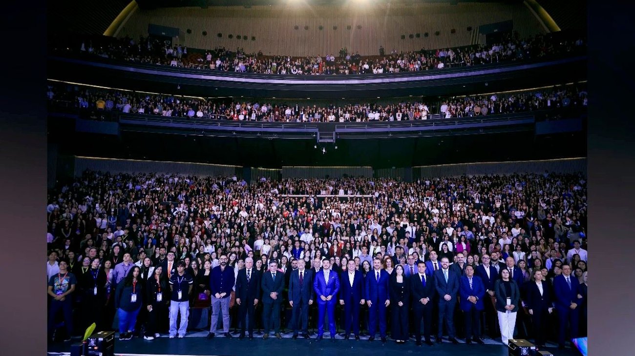 Fortalecen liderazgo con el Congreso 'Jóvenes: Motor de México'