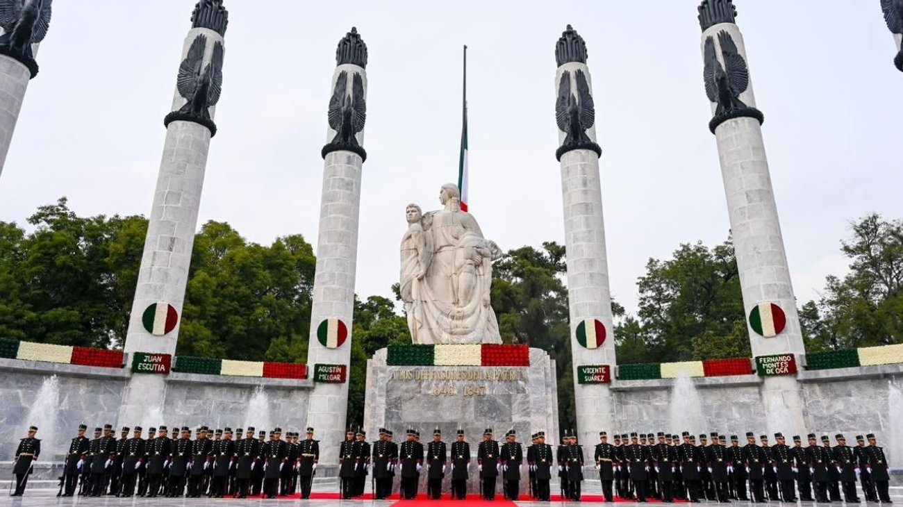 Conmemoran 179.º aniversario de la gesta de los 'Niños Héroes'