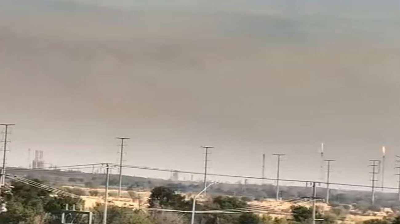 Emite estado alerta ambiental en Cadereyta por Refinería