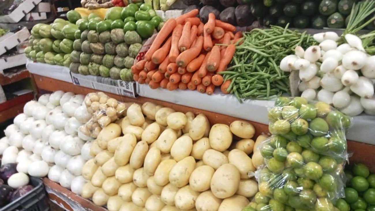 continua_alza_en_precios_de_verduras_cilantro_por_las_nubes_9f64e2eb44
