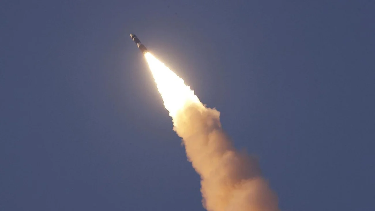 Corea del Norte lanza varios misiles hacia el mar de Japón