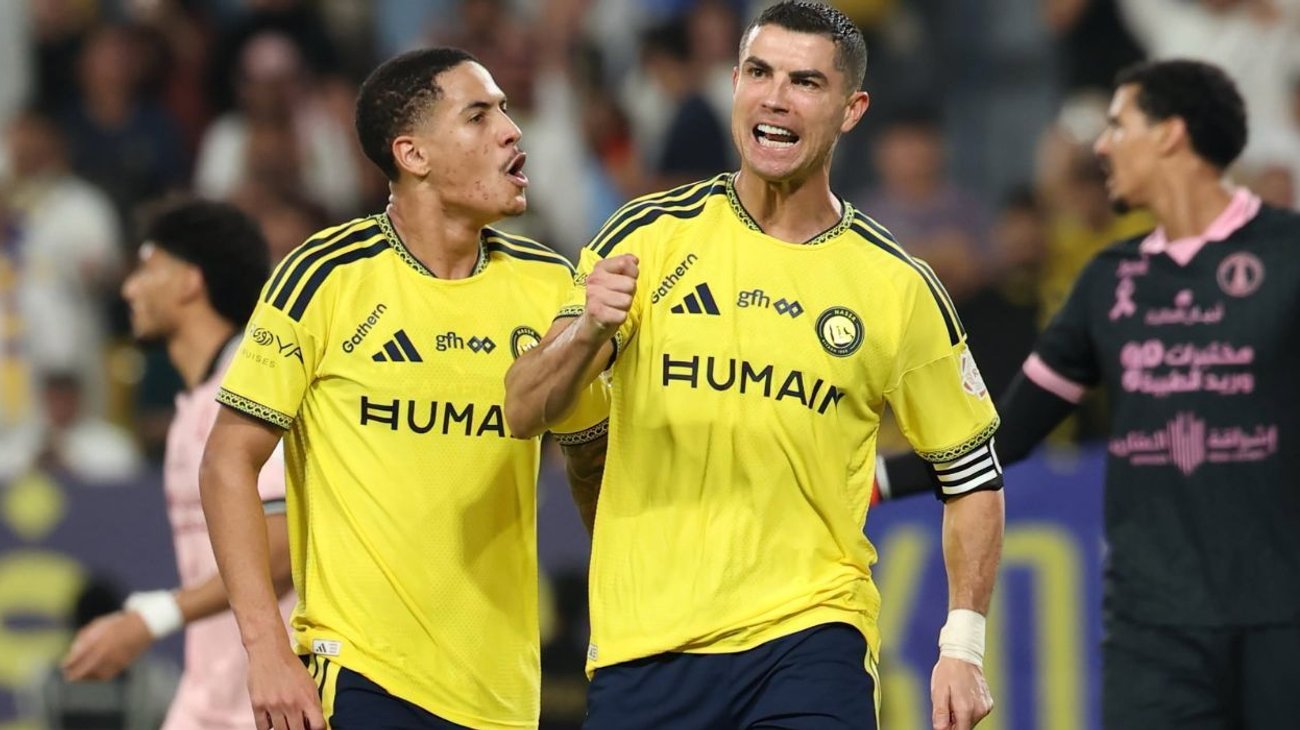 Cristiano llega a 985 goles tras triplete en triunfo del Al Nassr