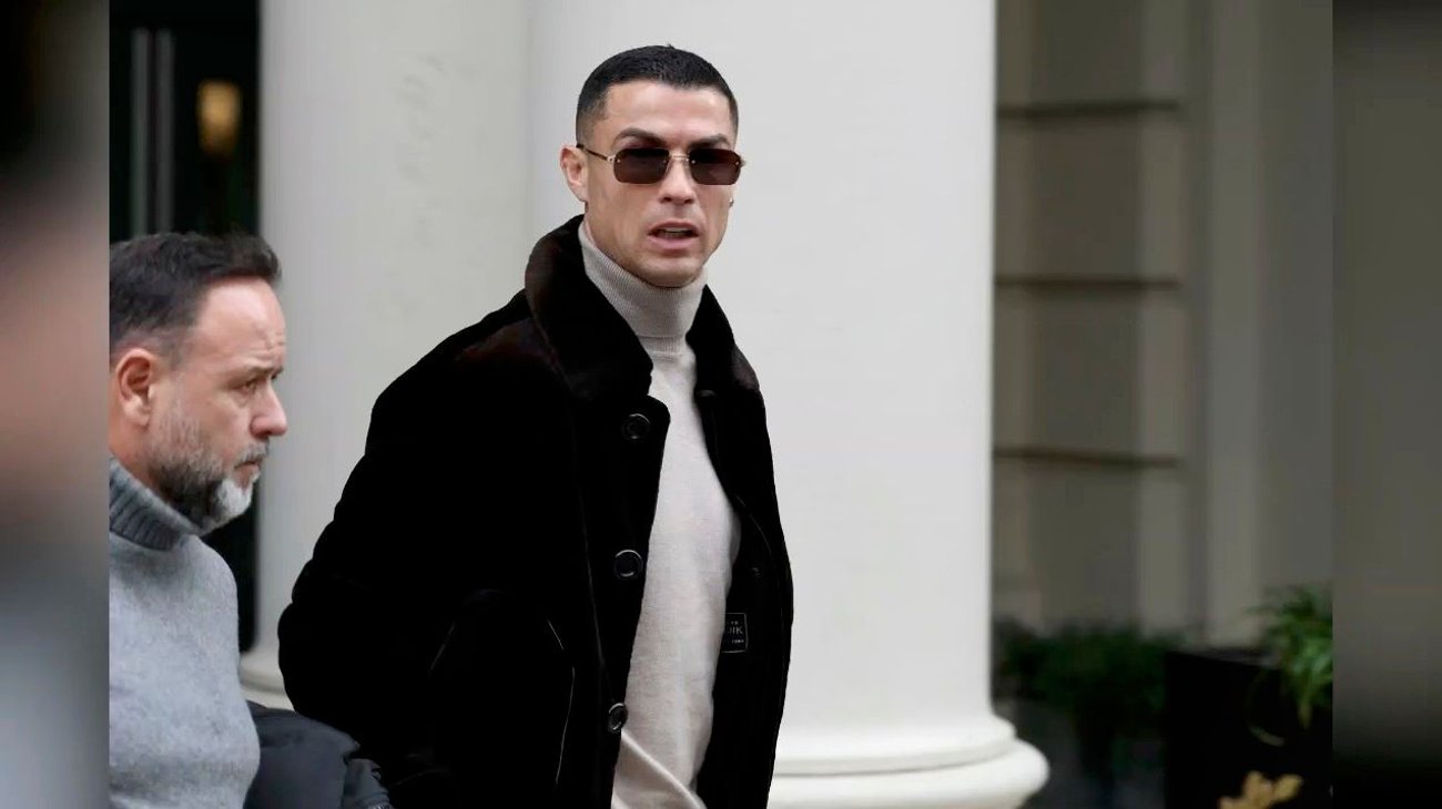 Inversión estratégica: Compra Cristiano Ronaldo 25% del Almería