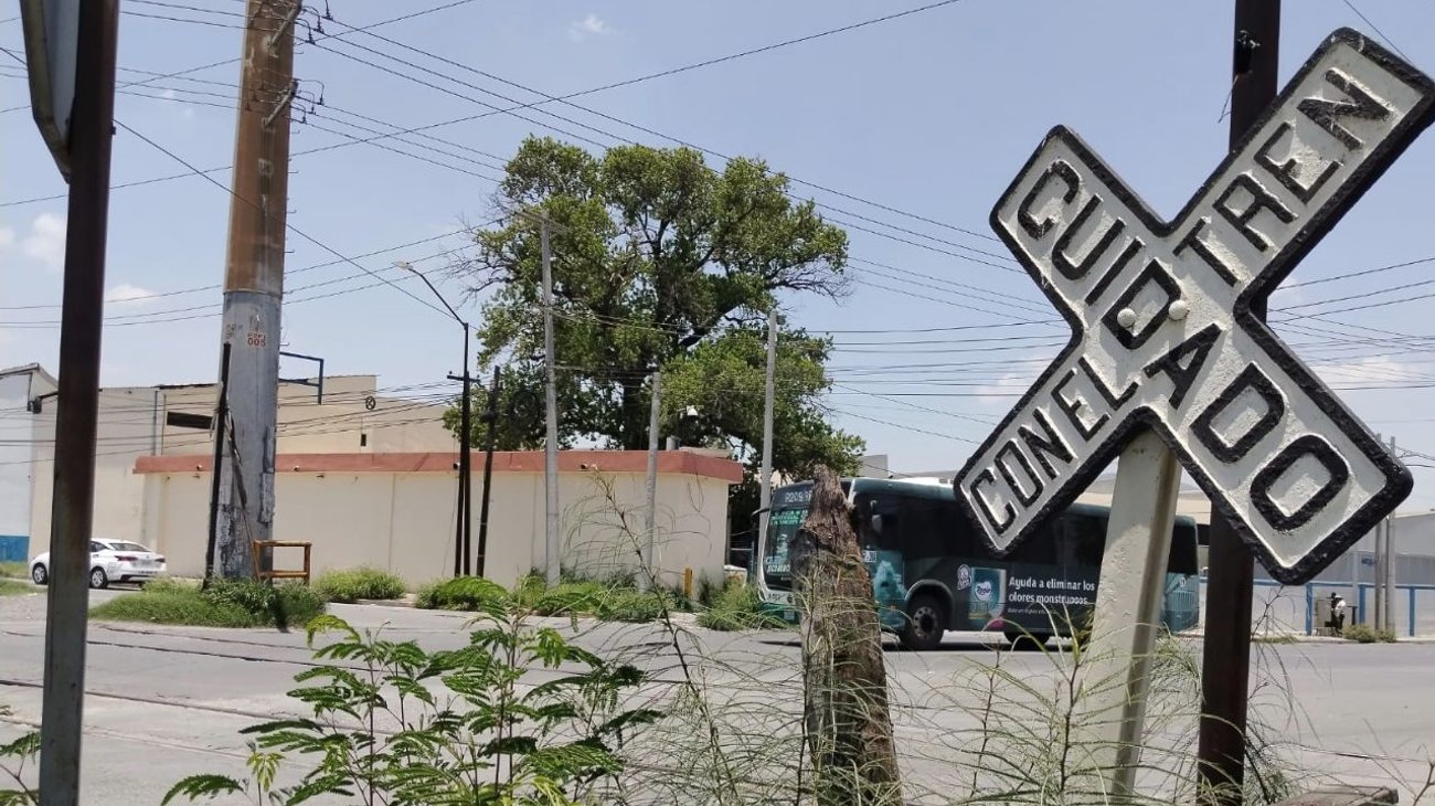 Cruce ferroviario de Guerrero y Guevara es riesgo vial