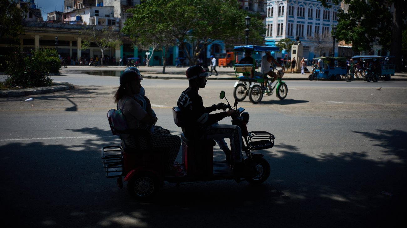 Apagones golpearán hasta al 50% de Cuba en hora pico este domingo