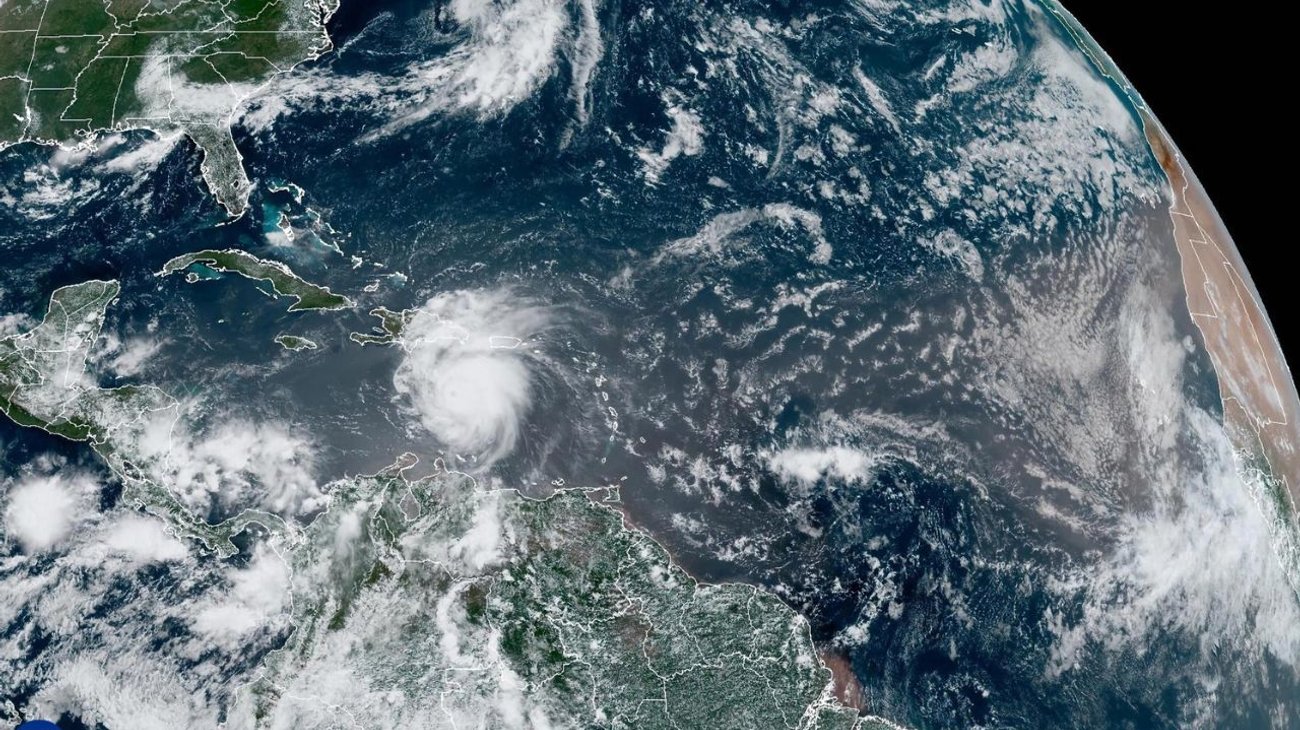 Cuba prevé lluvias fuertes e inundaciones por 'Beryl'