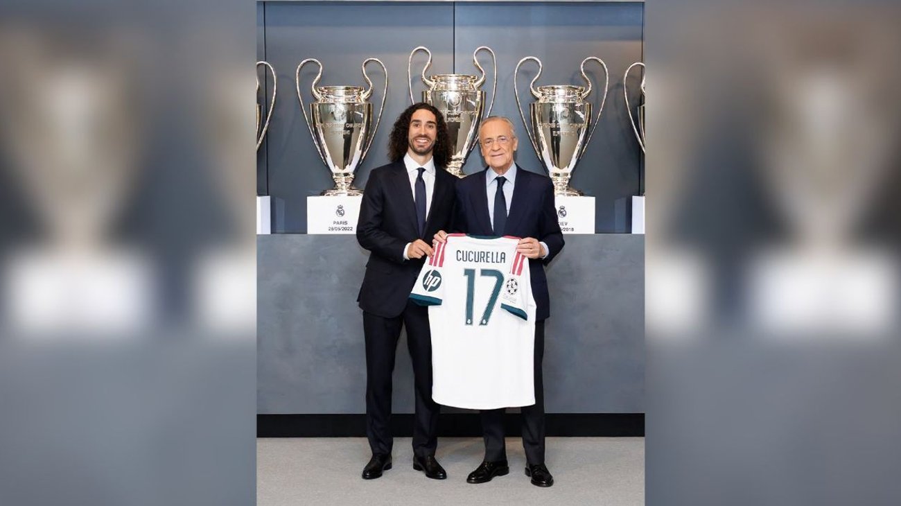 Presenta Real Madrid a Cucurella junto a las 15 copas de Europa