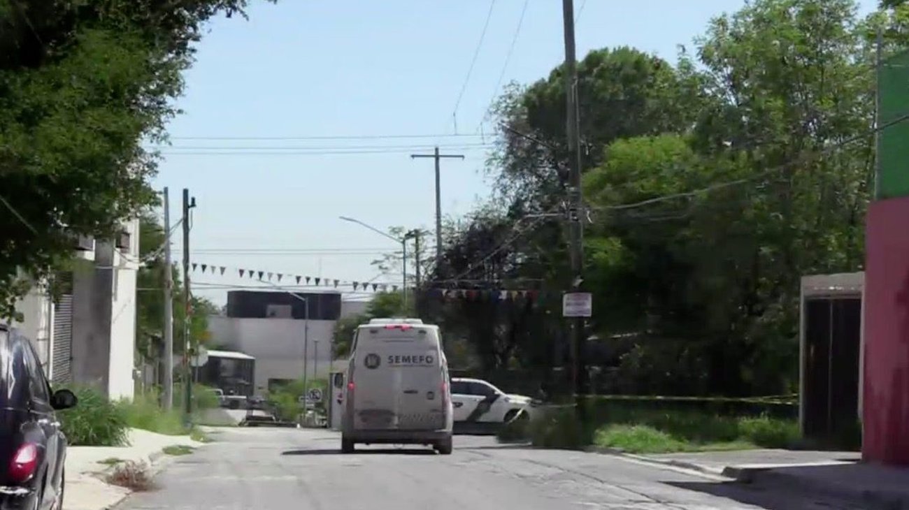 Encuentra cuerpo en descomposición cerca de Fuerza Civil