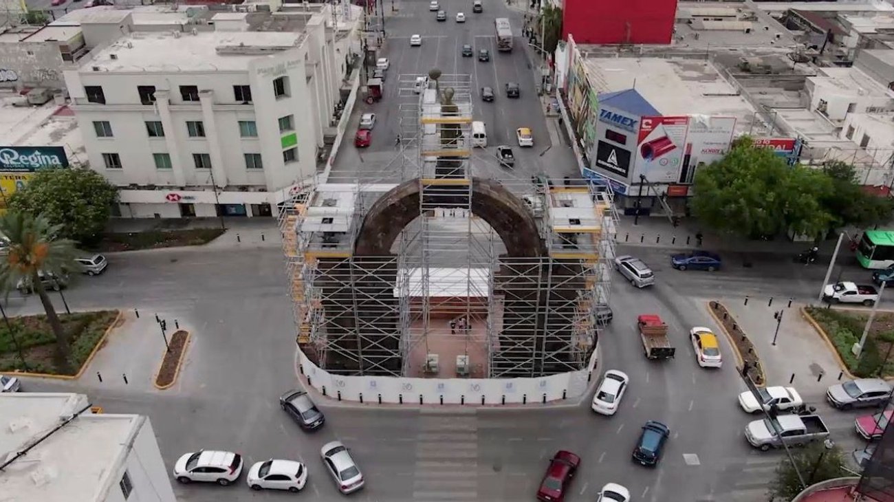 Rechazan reapertura al tráfico bajo el Arco de Independencia