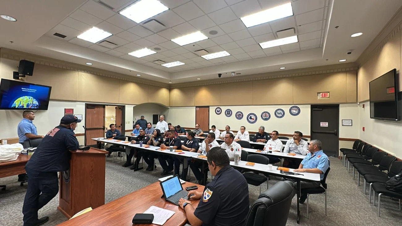 Participan en curso sobre manejo de residuos peligrosos en Texas