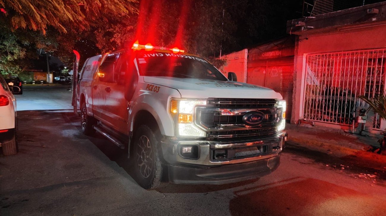 Cortocircuito provoca incendio en vivienda de colonia Las Flores