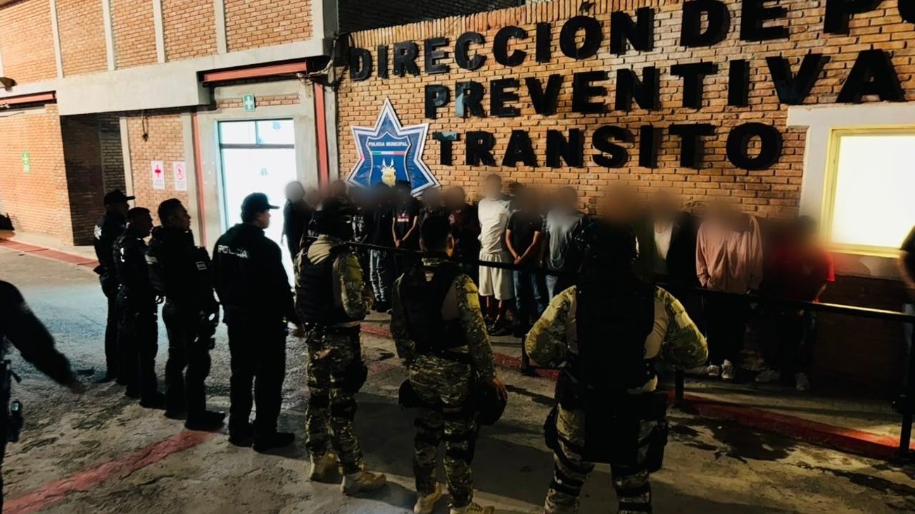 Detienen a 112 por consumir alcohol en calles de Saltillo