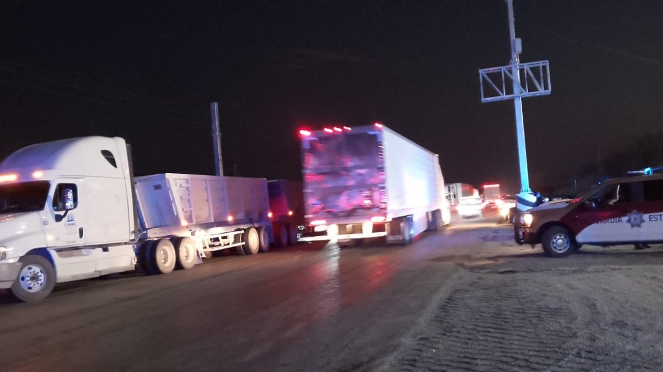 Transportistas reanudan circulación en varios puntos