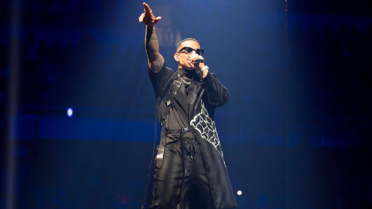 Daddy Yankee comparte su testimonio de vida en iglesia