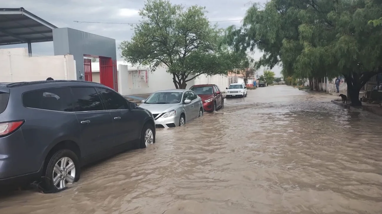 Alerta Nuevo León por fuertes lluvias este martes