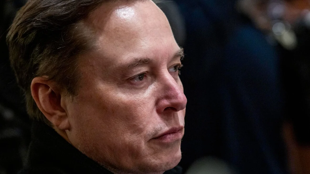 EUA planea cerrar casi 30 embajadas y consulados en el extranjero