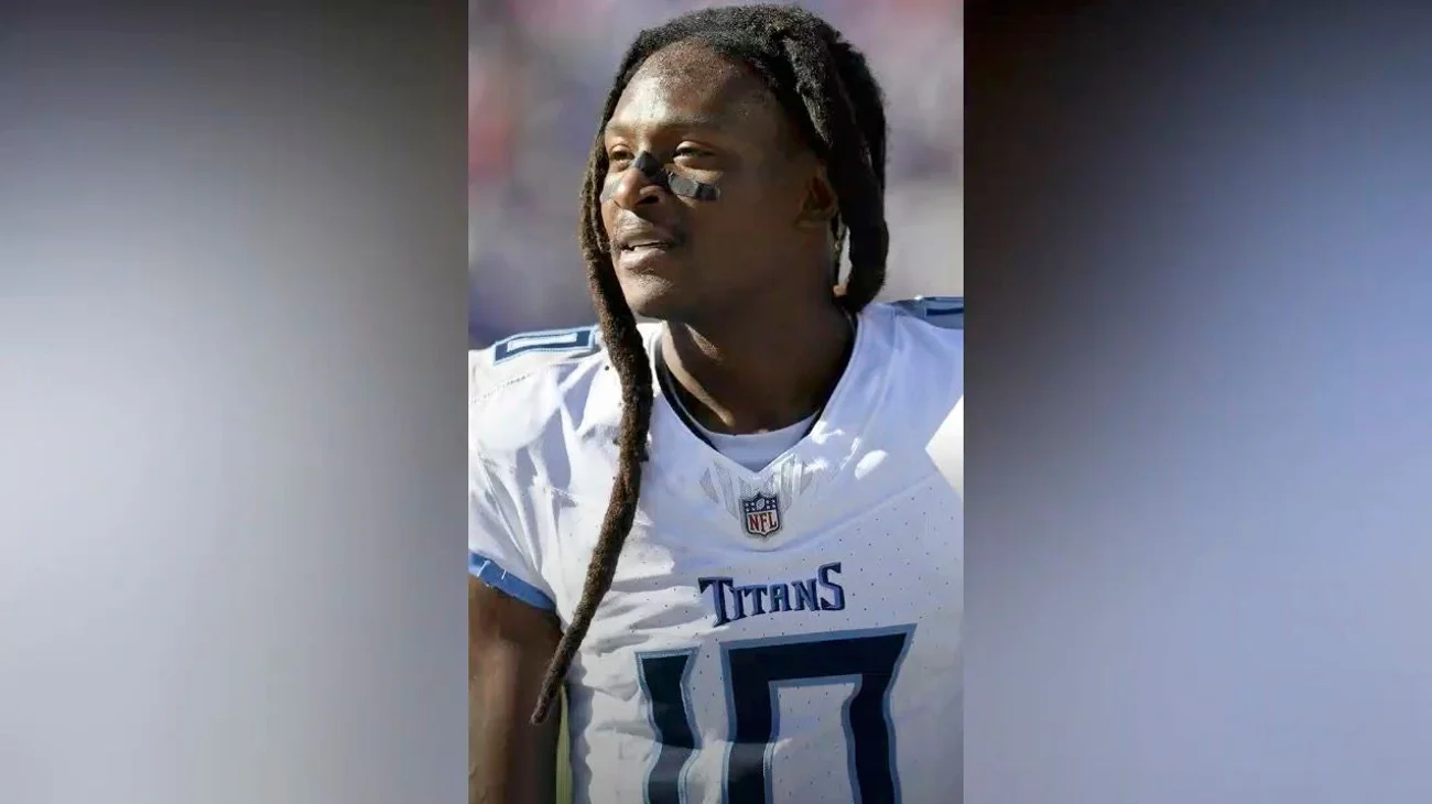 Refuerza Chiefs su ofensiva con DeAndre Hopkins