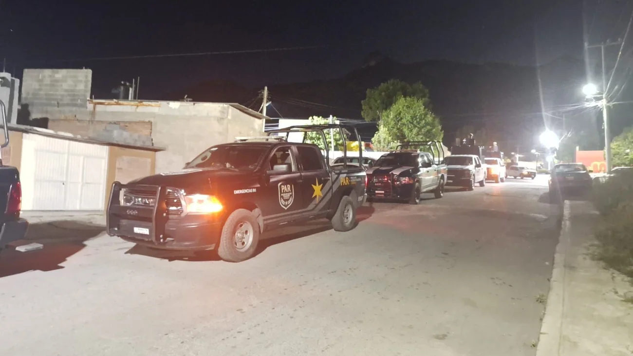 Aseguran 28 kilos de marihuana y armas en vivienda de Saltillo