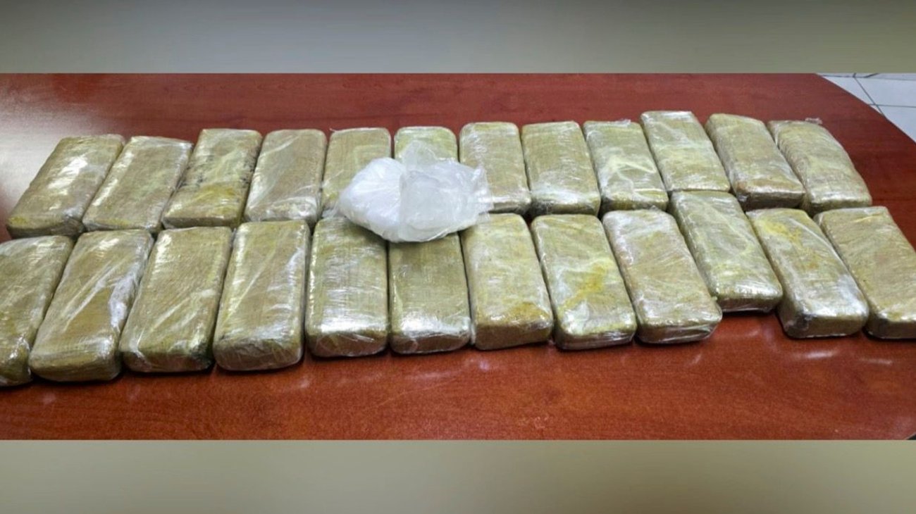 Asegura Policía estatal 12 kilos de marihuana en Frontera