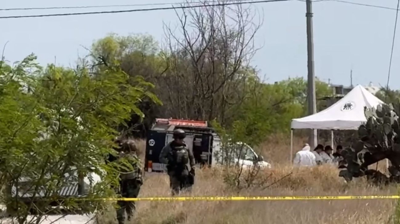 Degollan a dos hombres con machete y abandonan sus cuerpos