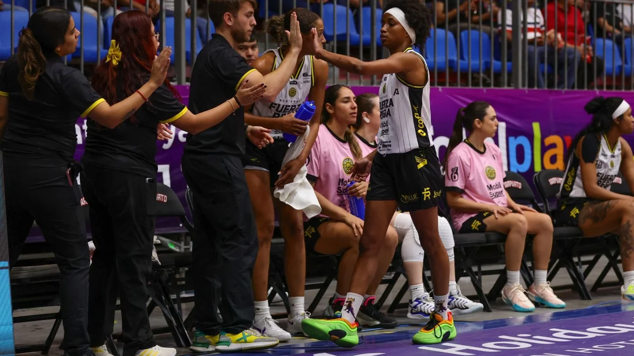 deportes_fuerza_regia_femenil_2105cba660