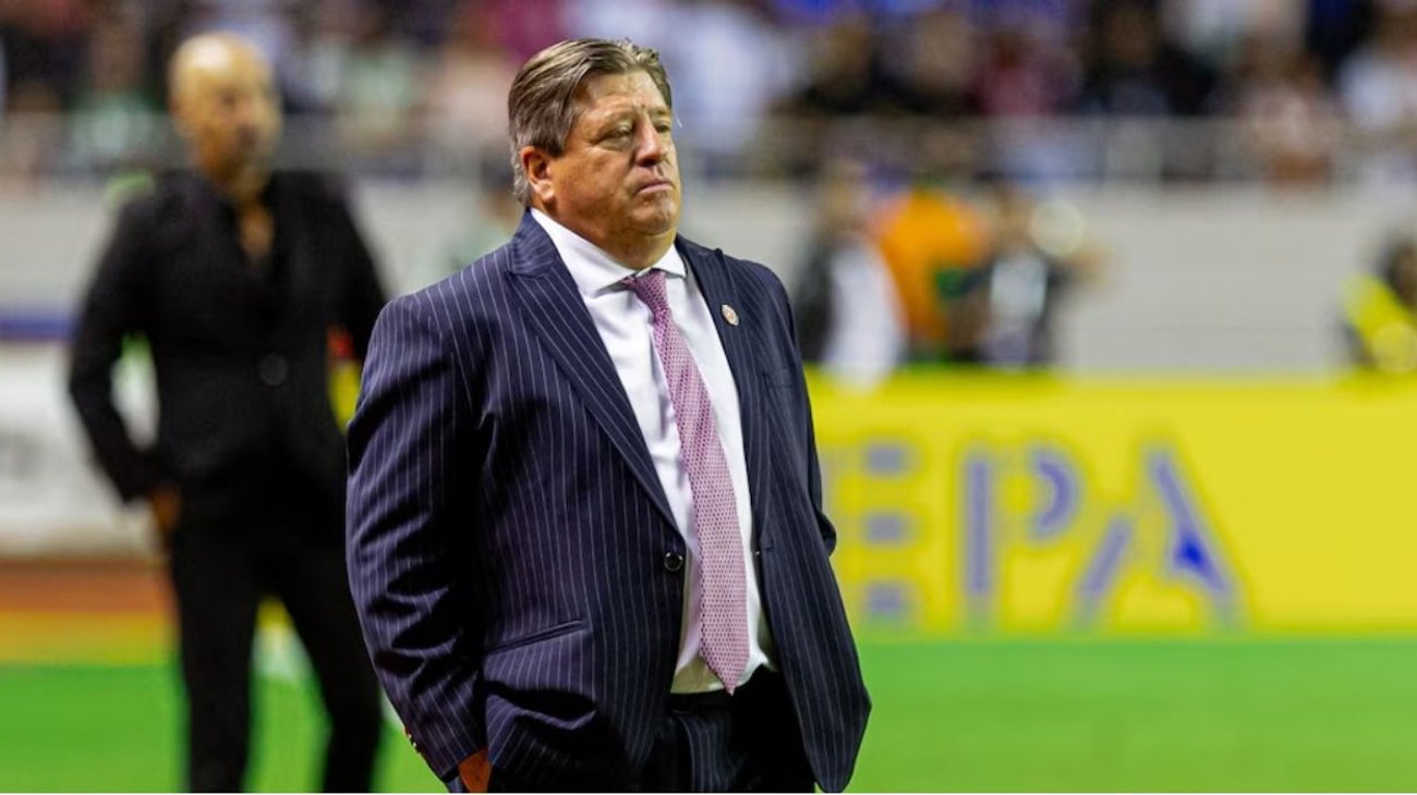 Costa Rica despide a Miguel Herrera tras fracaso en eliminatorias