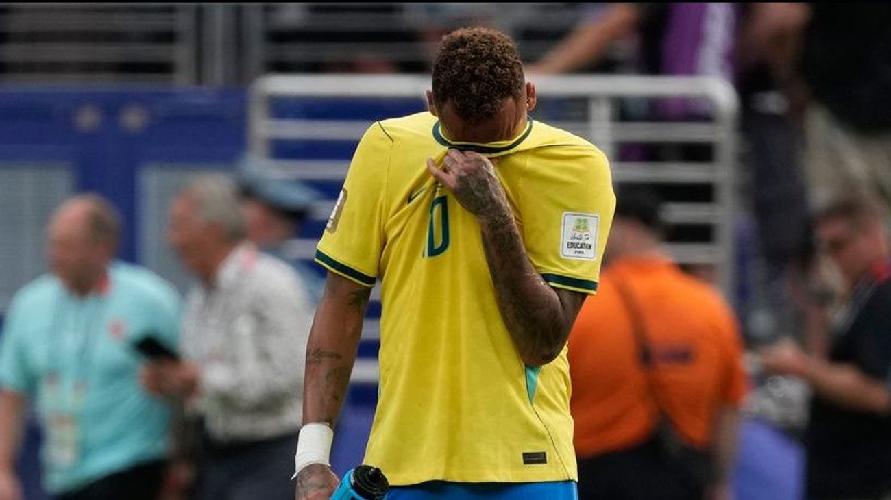 Neymar anuncia su retiro de Brasil tras eliminación ante Noruega