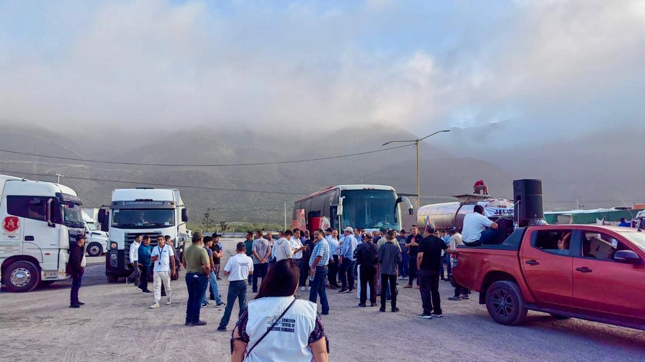Acompaña Derechos Humanos a caravana de transportistas