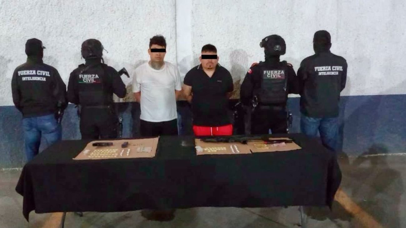 Dos hombres armados detenidos tras persecución en Monterrey