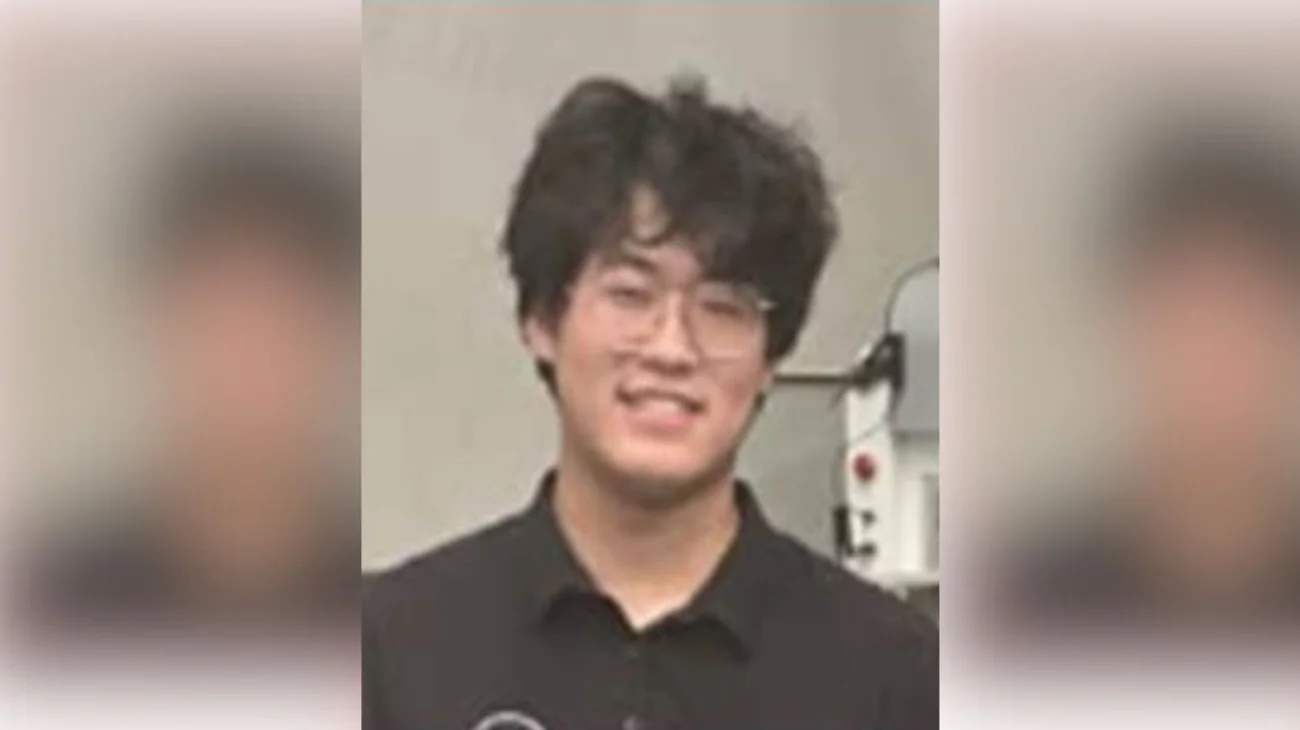 Desaparece joven chino de 24 años en el centro de Monterrey