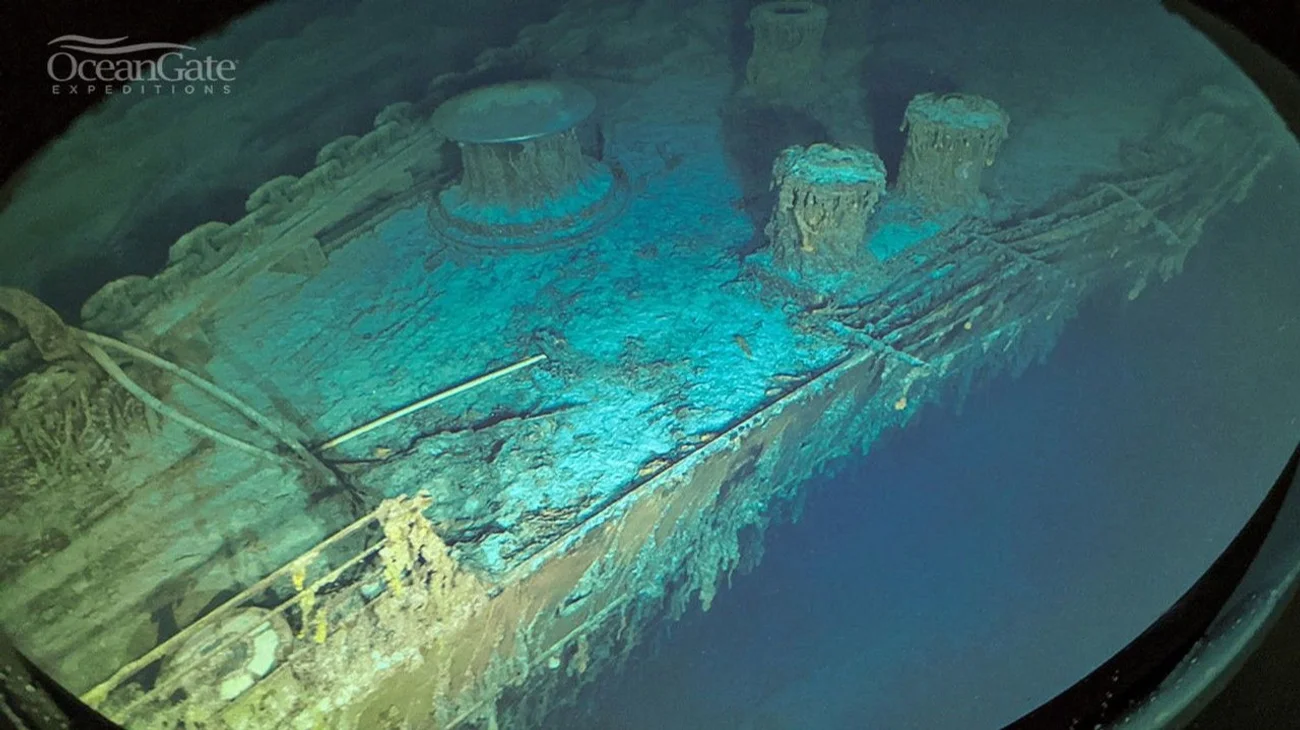 Desaparece submarino con turistas que iban a ver el Titanic