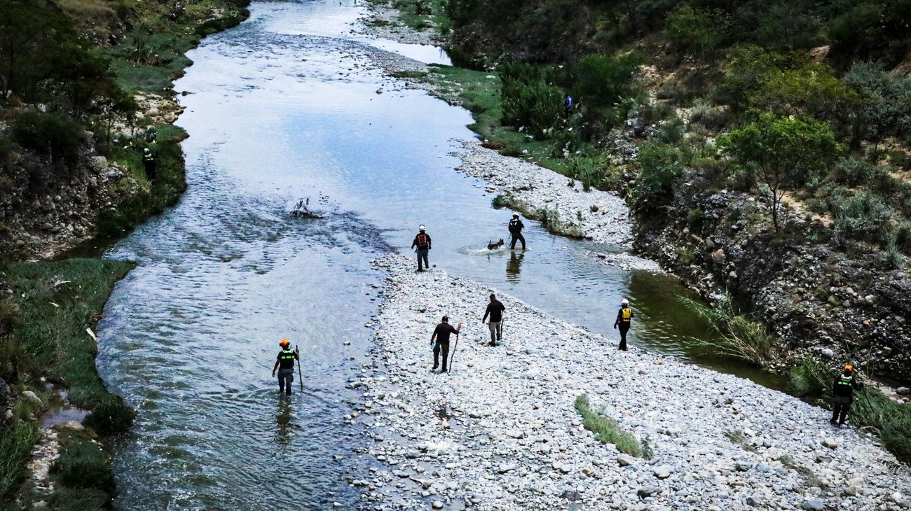 Extiende Protección Civil búsqueda de hombre en el río Pesquería
