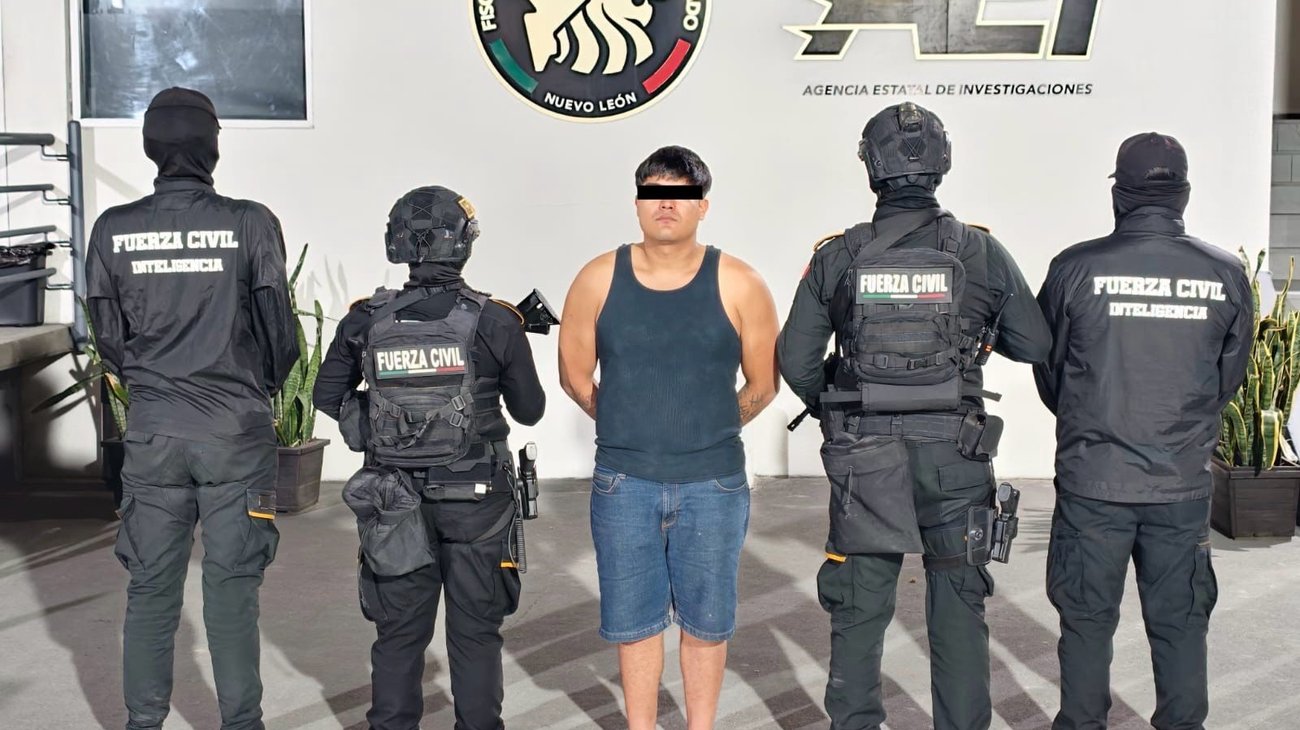 Detienen en Pesquería a joven con más de 100 dosis de droga.