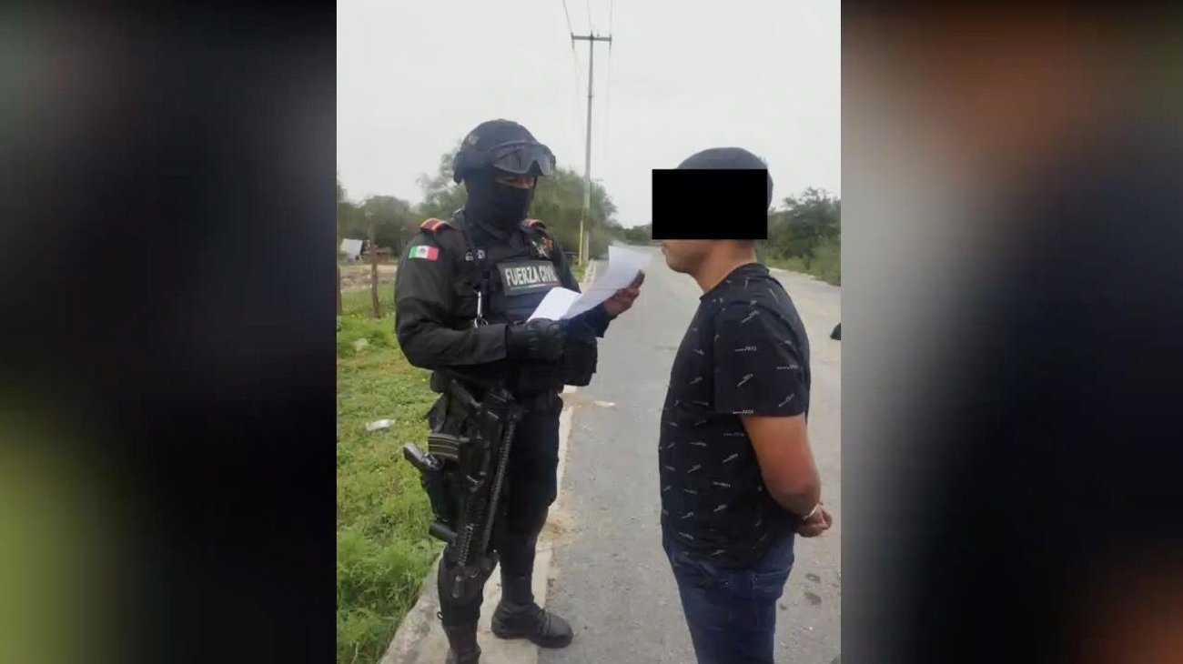 Cae por presunta participación en asalto a tienda en Linares