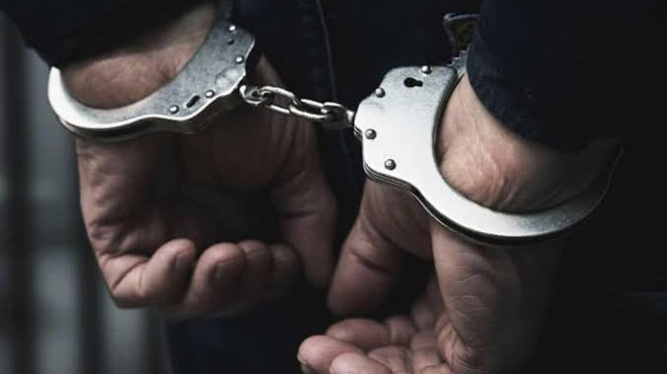 Detienen a hombre tras confesar que mató a 42 mujeres