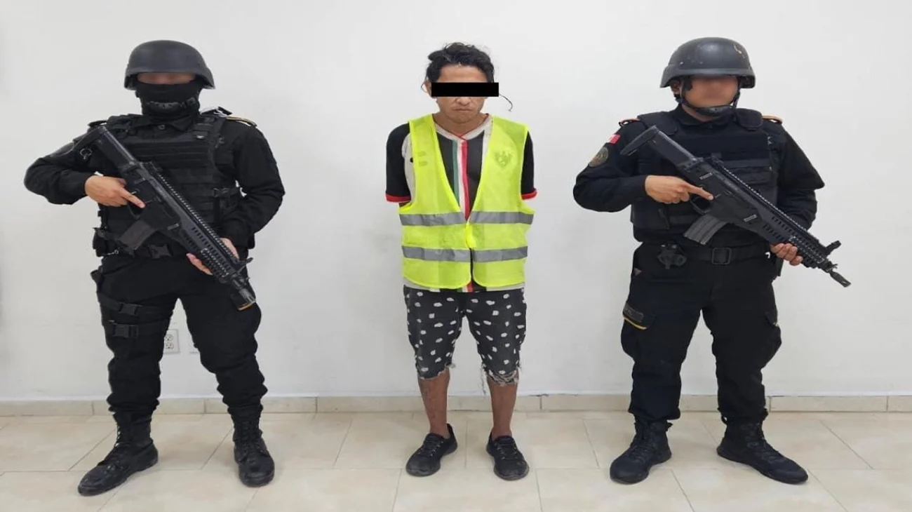 Fuerza Civil detiene a hombre con dos kilos de "cristal"