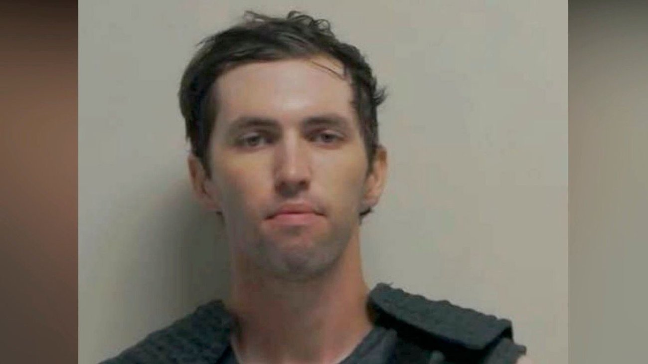 Identifican como Tyler Robinson al sospechoso de asesinar a Kirk