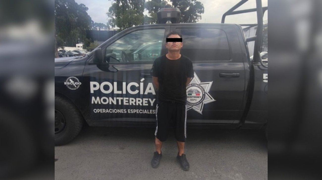 Detienen a joven con 20 envoltorios de presunto cristal 