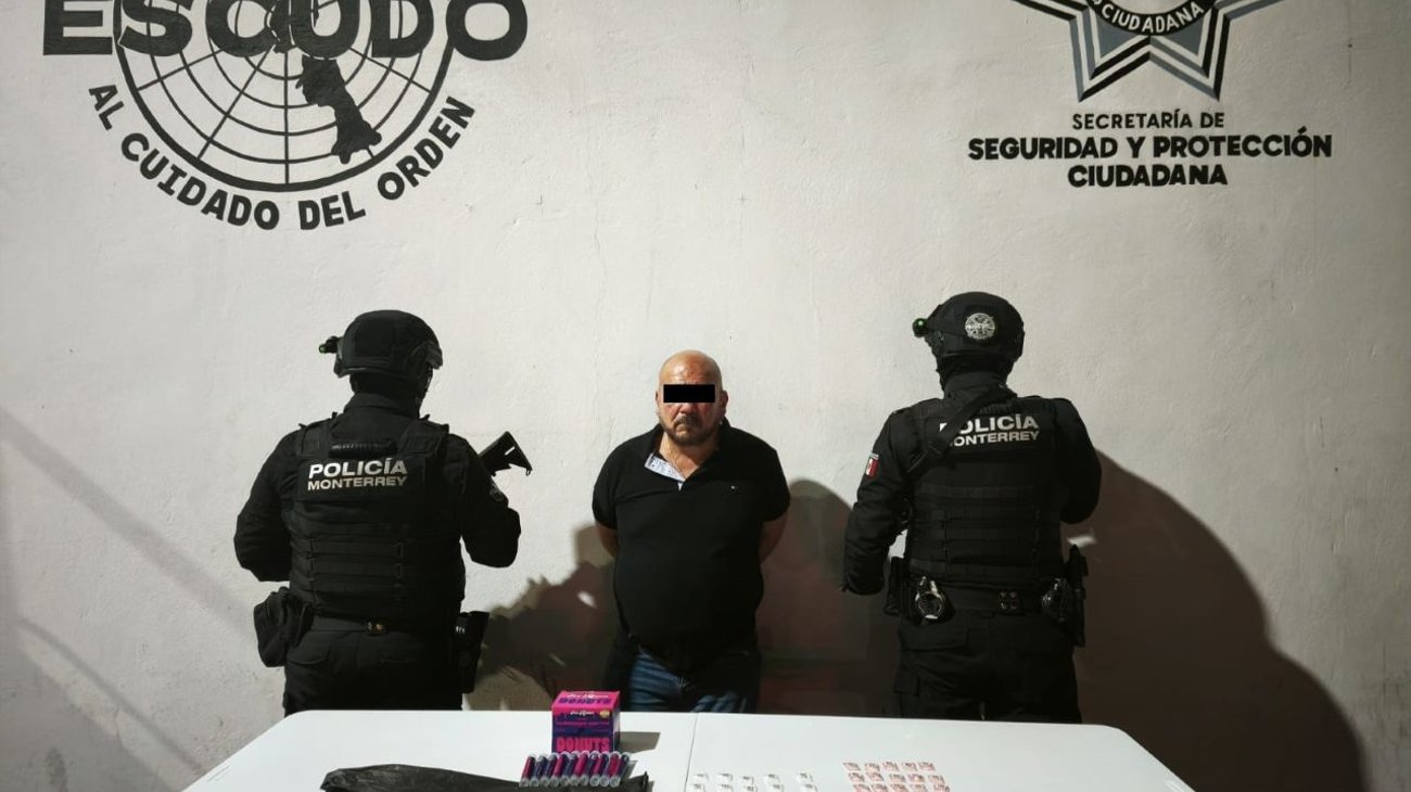 Detienen a un hombre y a una menor con dosis de droga