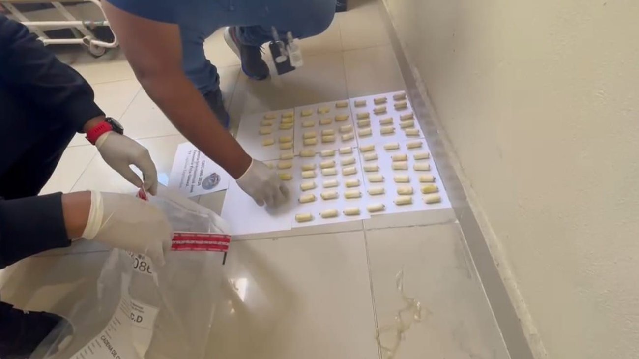 Detienen a hombre que viajaba a Madrid con cocaína en el estómago