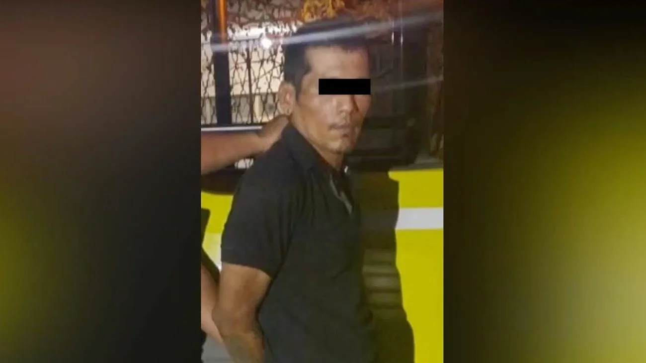 Queda detenido tras provocar incendio en taller mecánico