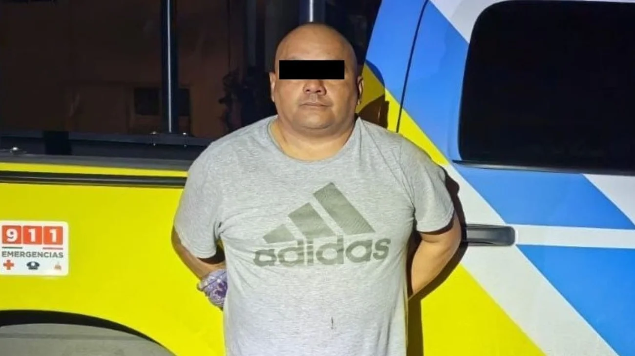 Detienen a hombre tras agredir a su esposa e hijo en Monterrey