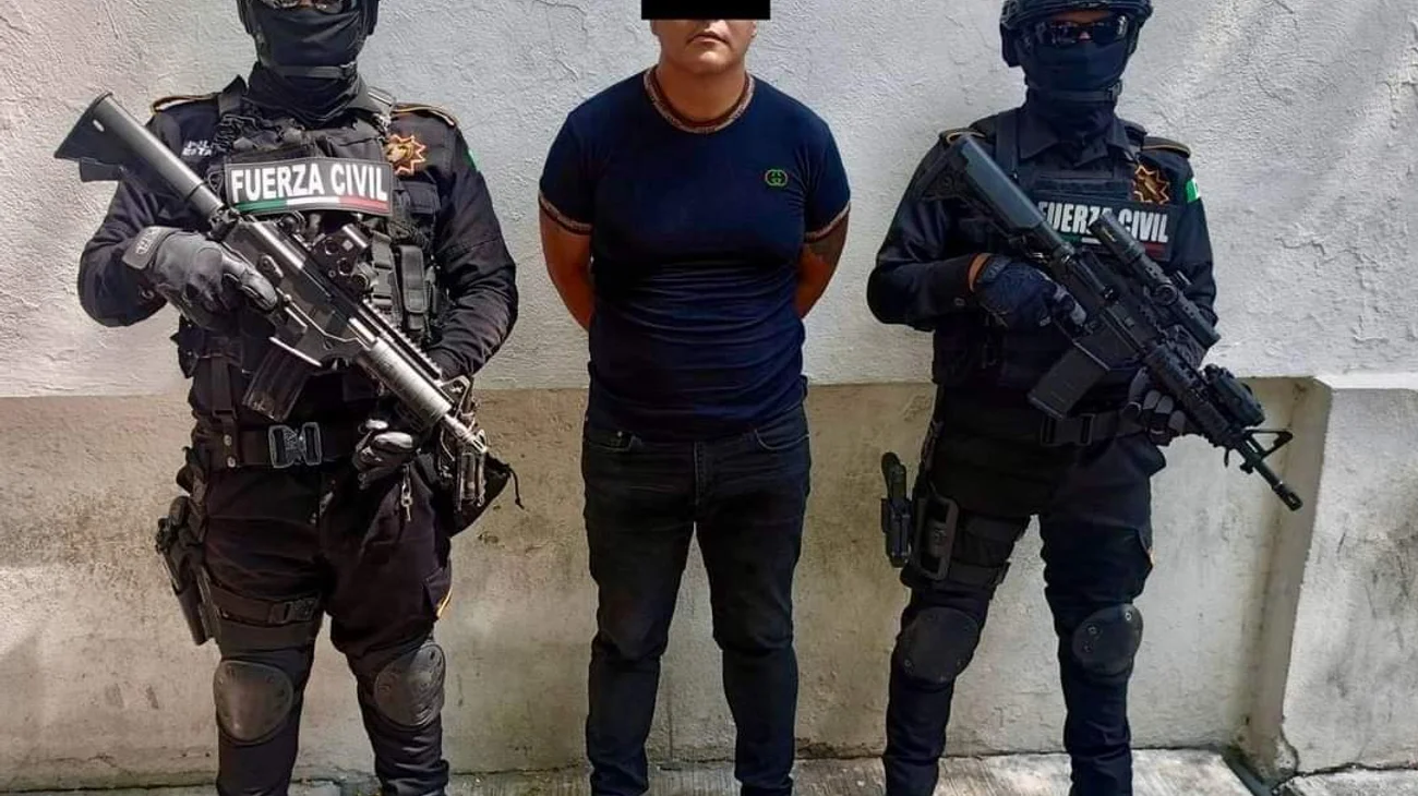 Detienen a hombre con dosis de cristal en Pesquería